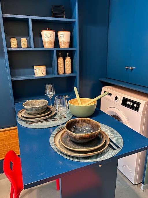 Bluexenia 1 Bedroom Retro Luxury Αθήνα Εξωτερικό φωτογραφία