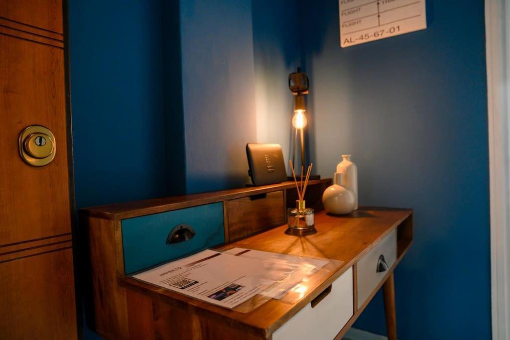 Bluexenia 1 Bedroom Retro Luxury Αθήνα Εξωτερικό φωτογραφία