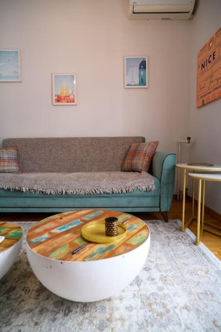 Bluexenia 1 Bedroom Retro Luxury Αθήνα Εξωτερικό φωτογραφία